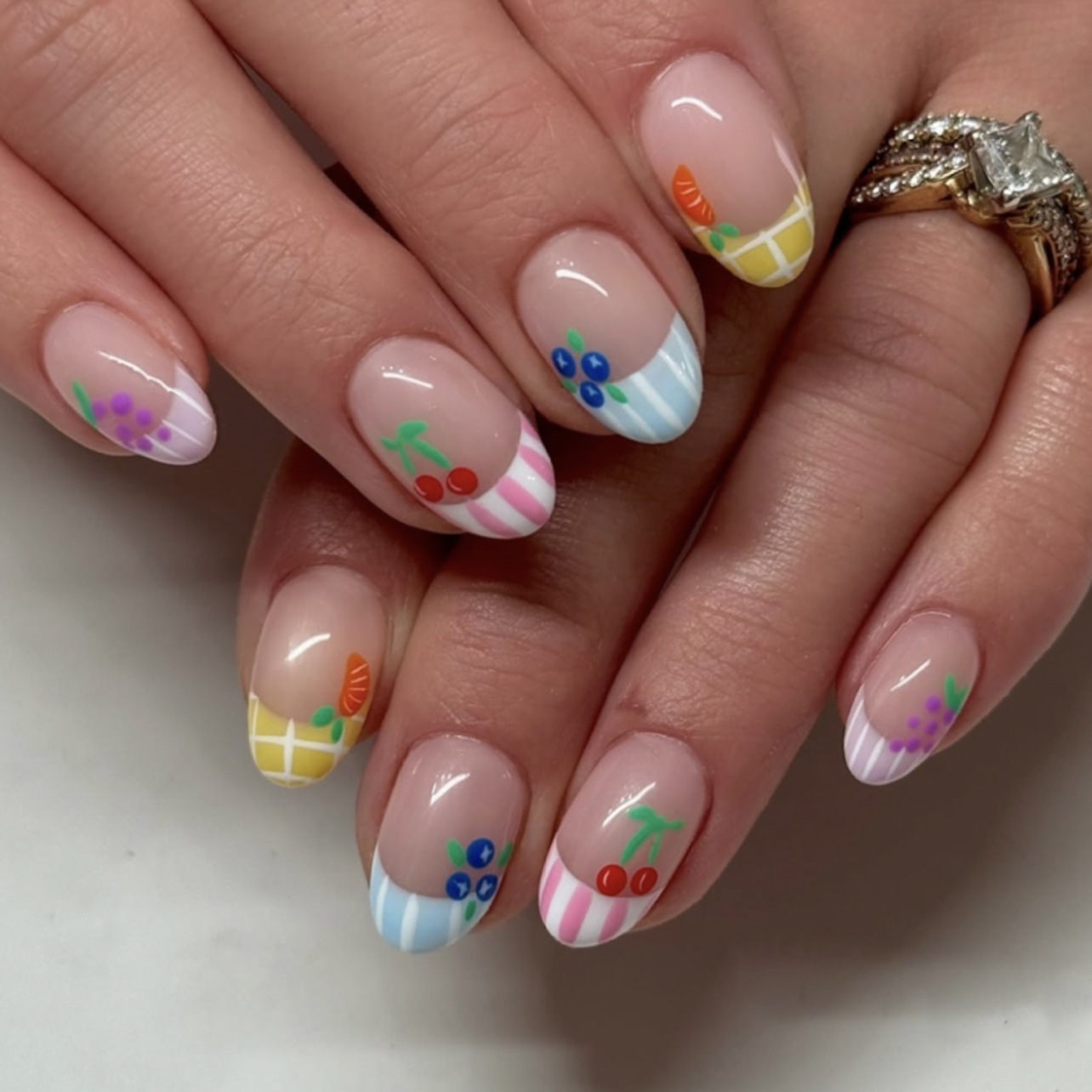24Pcs Simple Almond Nails Tips - Nail Art Oval recension och pris